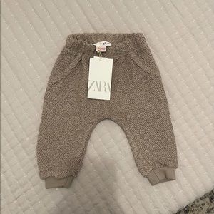 New baby Zara sherpa pants